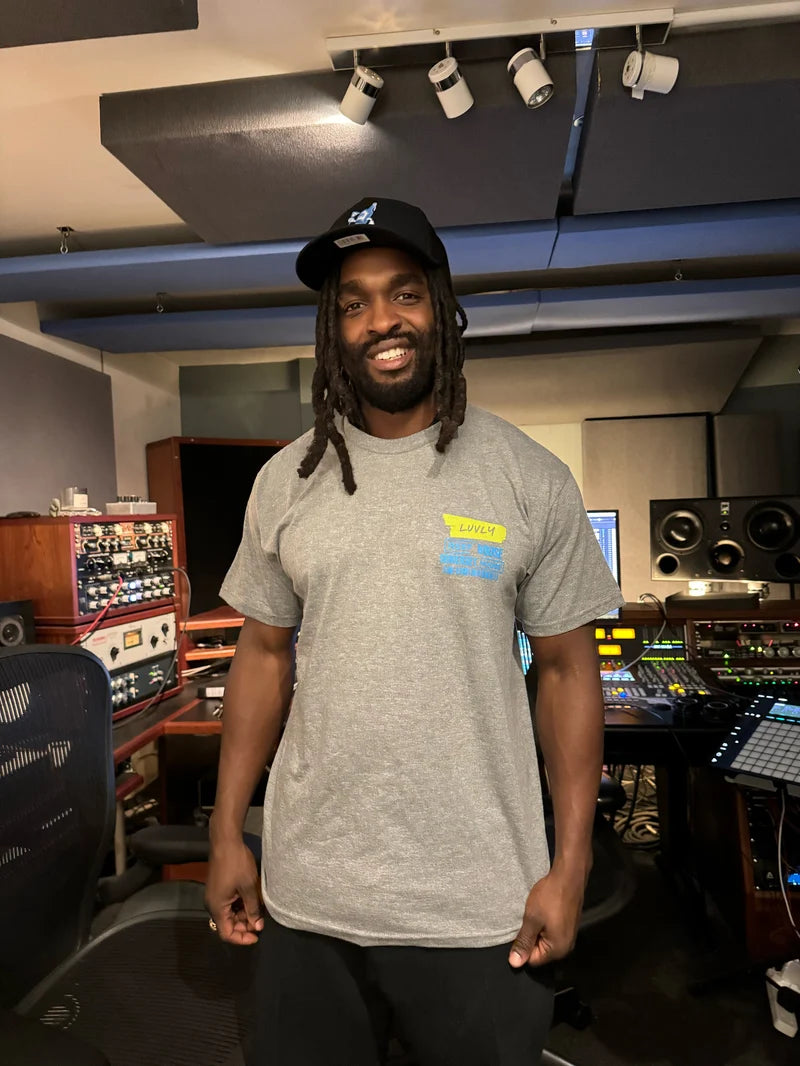 LUVLY T-SHIRT - GREY